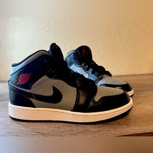 Men’s Air Jordan 1MID (GS)